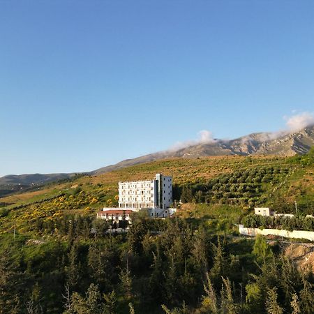 Doko Hotel Radhimë Eksteriør bilde