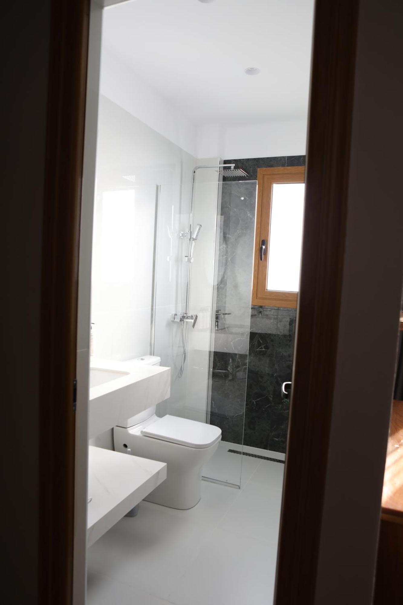 Doko Hotel Radhimë Eksteriør bilde